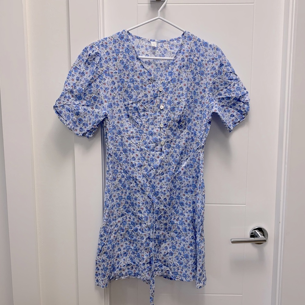‼️3/$30‼️ Blue floral mini dress